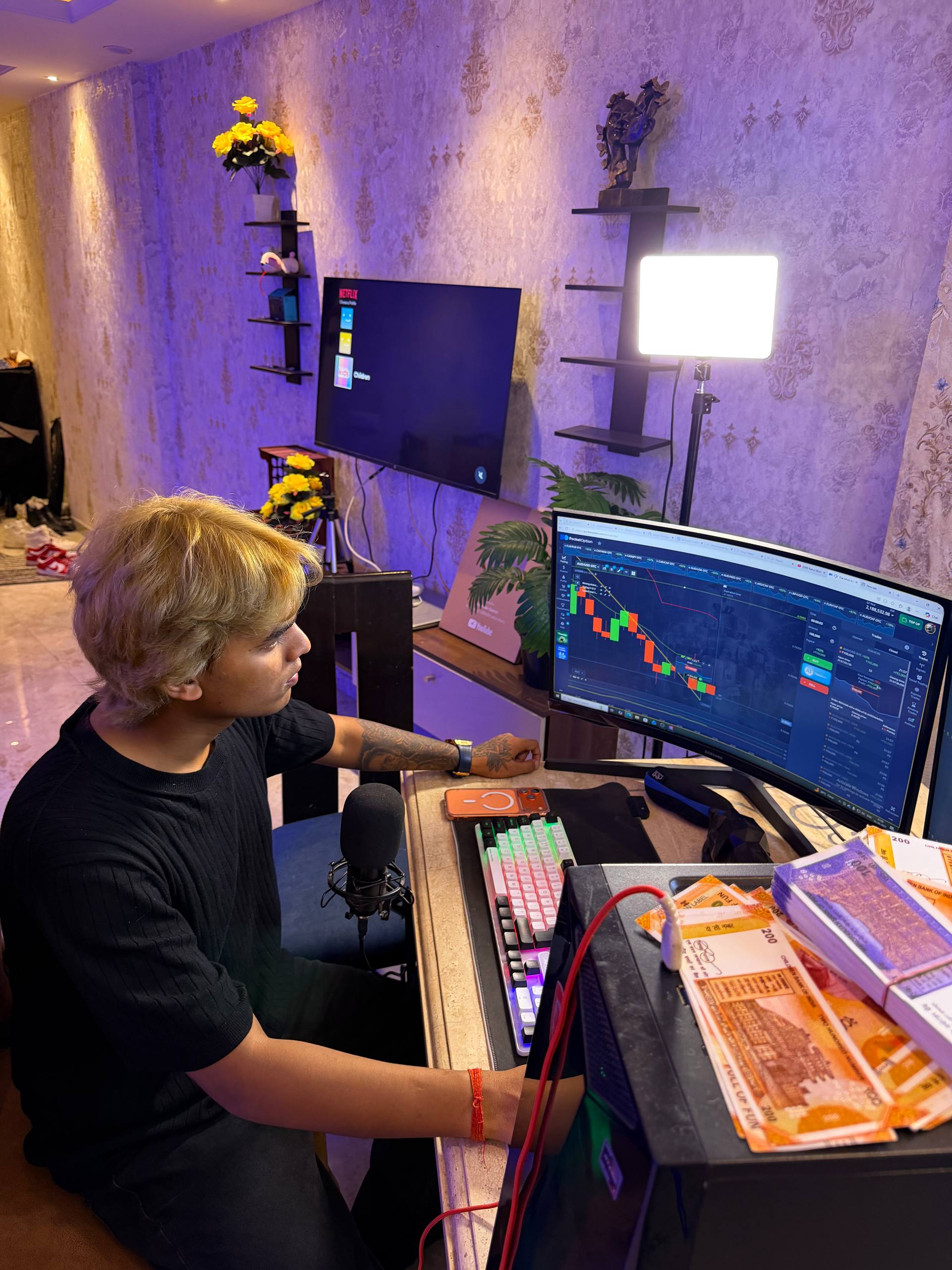Trading desk